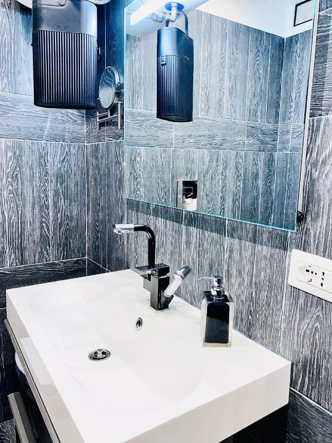 Residenza Toraldo Apartment Rome Bagian luar foto